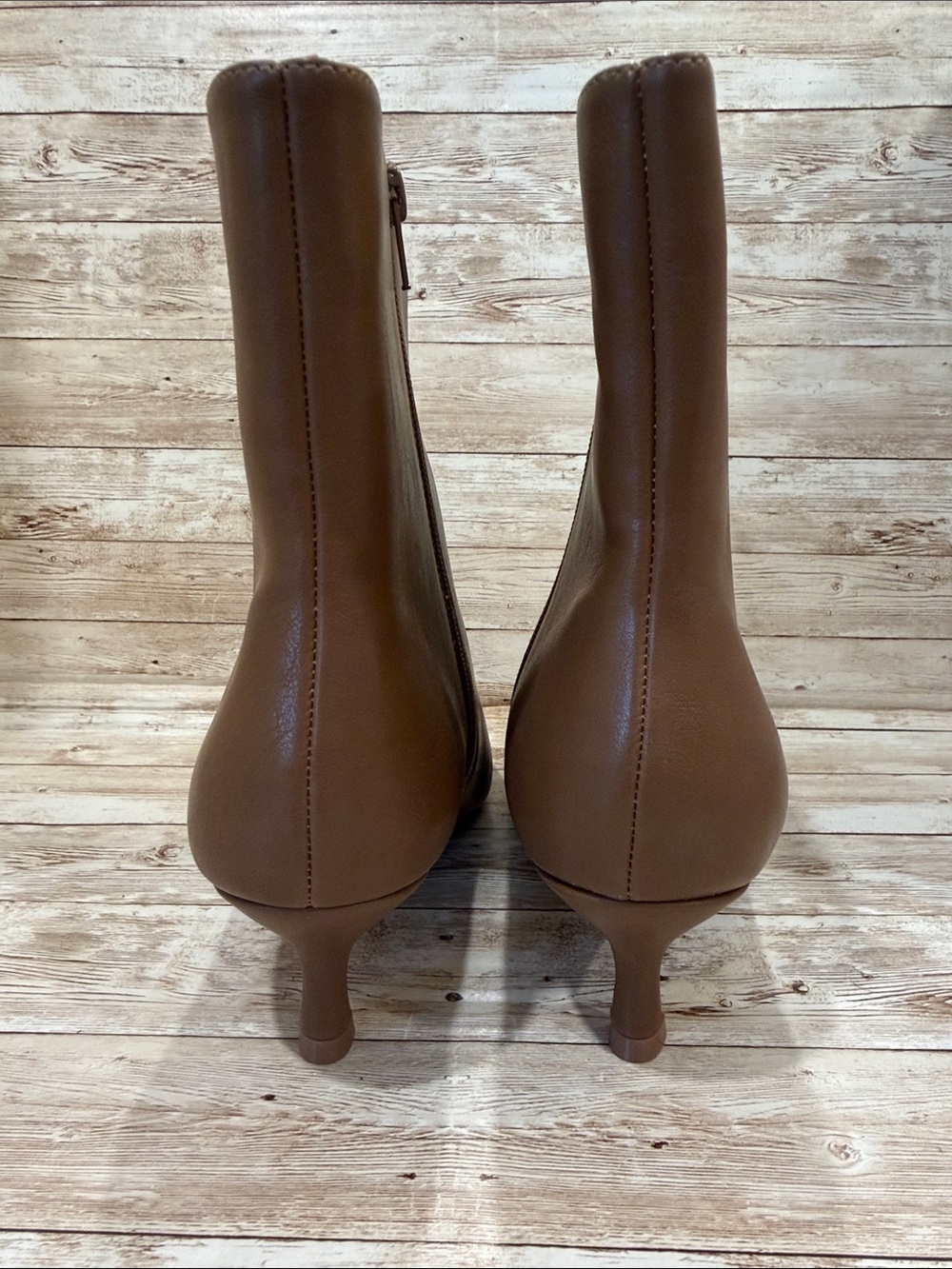 Journee Collection Brown Pointed-Toe Kitten Heel Ankle Boots 11M NEW - Picture 5 of 9